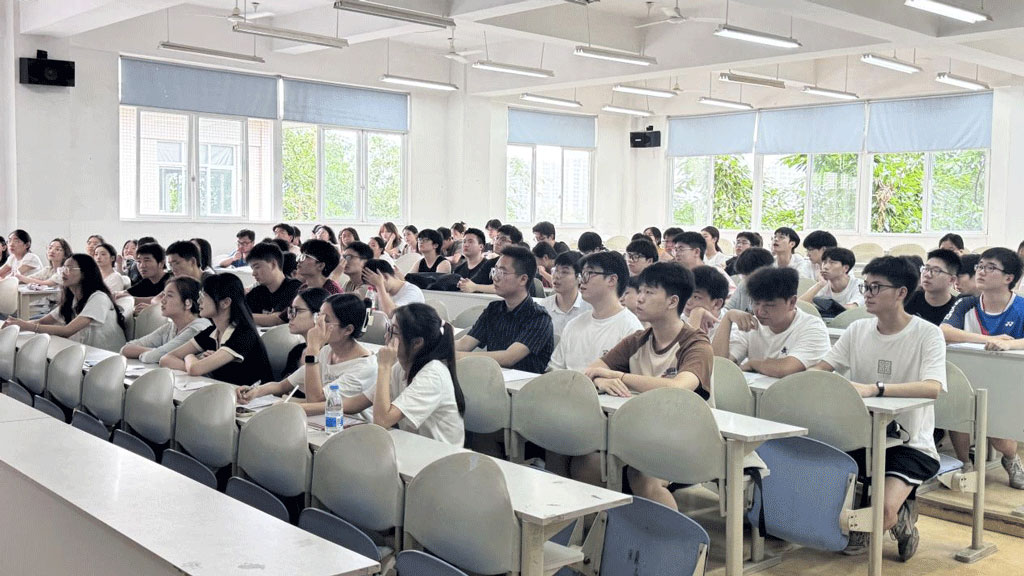 图2.jpg 图2.jpg